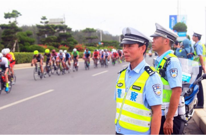 警用對講機全是PDT？警察常用的模擬對講機頻段，你知道幾個？